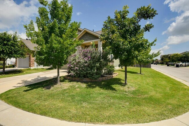 Building Photo - 5826 Aviano Rd