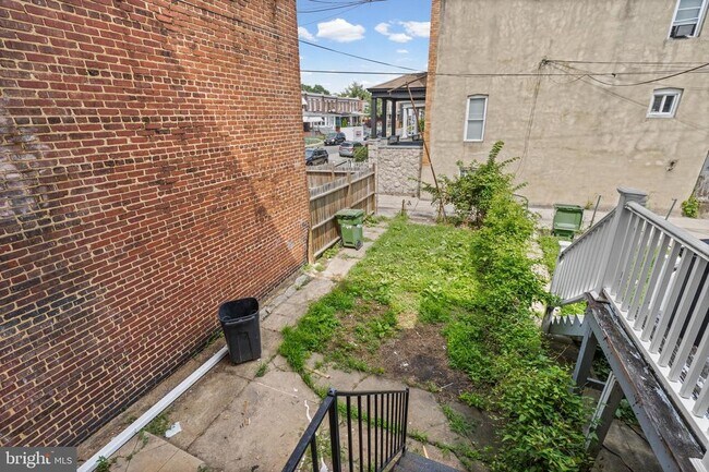 Building Photo - 1653 N Smallwood St