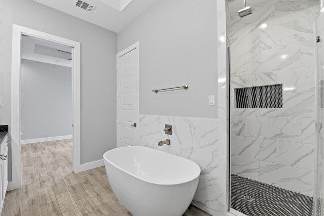 Building Photo - 1709 Cedrocanna Ln