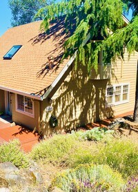 Building Photo - 14002 Hemlock Dr