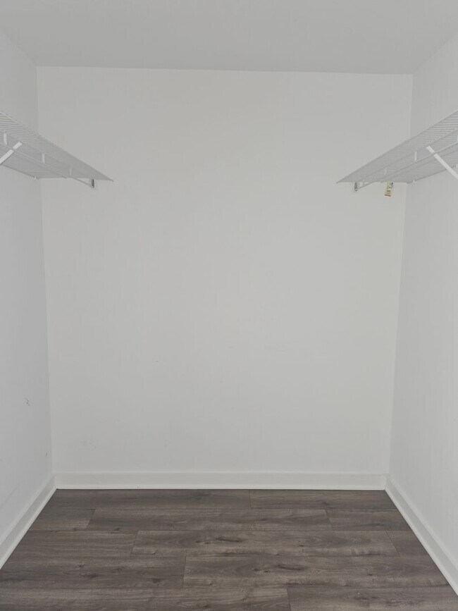 Building Photo - Be the first to occupy this renovated 2-bedroom & 2 full bathrooms condominium with lots of ameni...