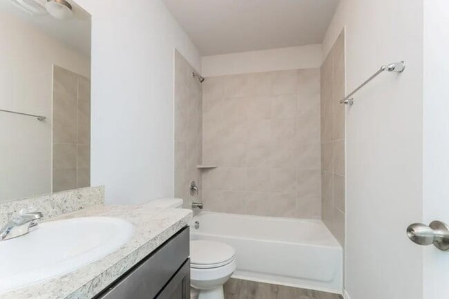 Building Photo - 2602 Camrola Wy