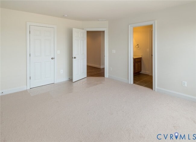 Building Photo - 5411 Hickory Ann Dr