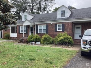 Building Photo - 6413 Glenoak Dr