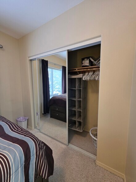 Building Photo - 3030 Lore Rd