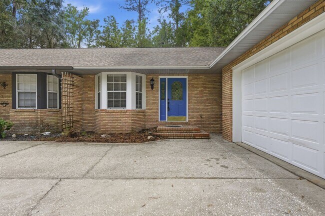 Building Photo - 2902 NW 104th Ct