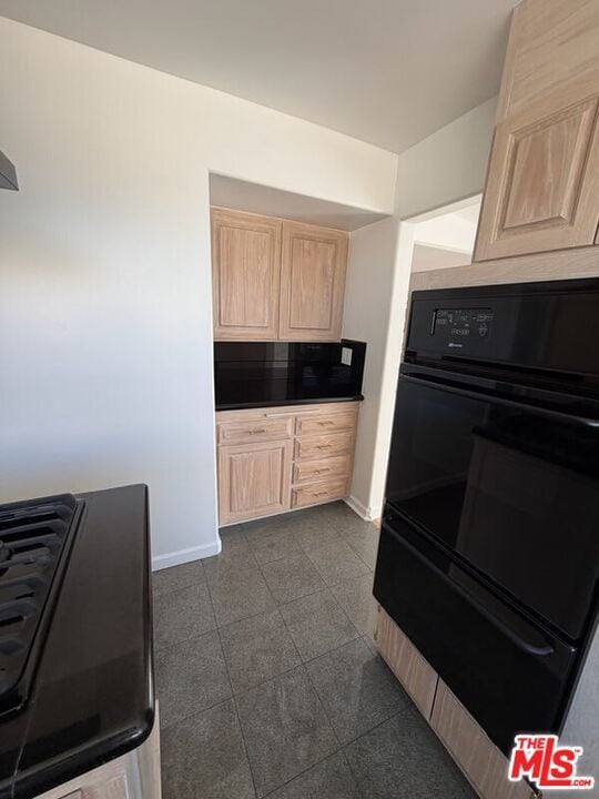 Building Photo - 3900 Castlerock Rd