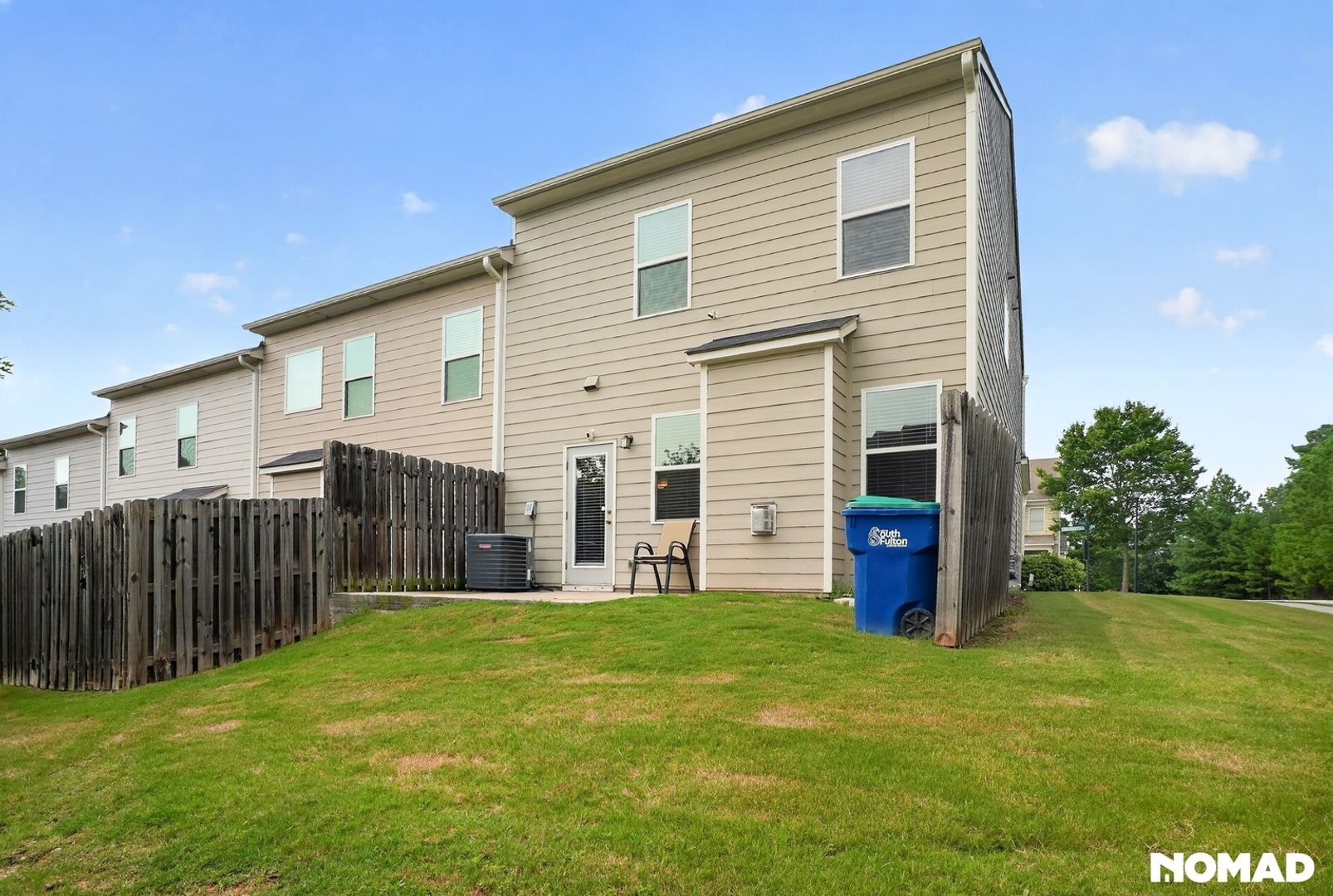 Building Photo - 2560 Centennial Pl