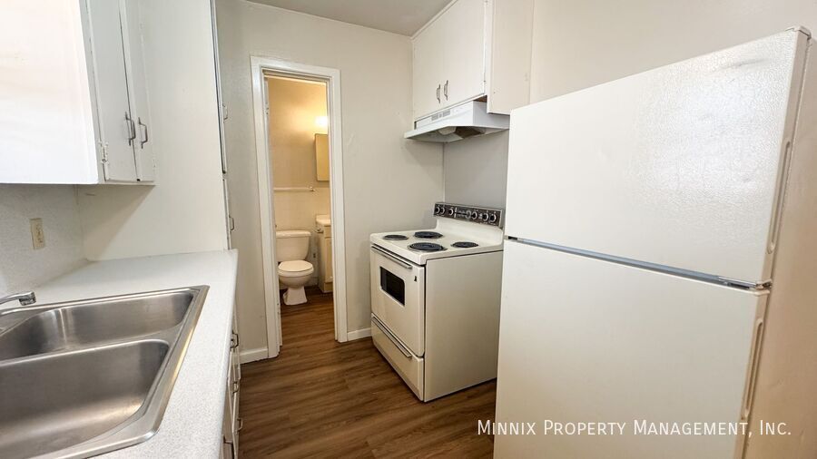 Building Photo - 3217 35th St