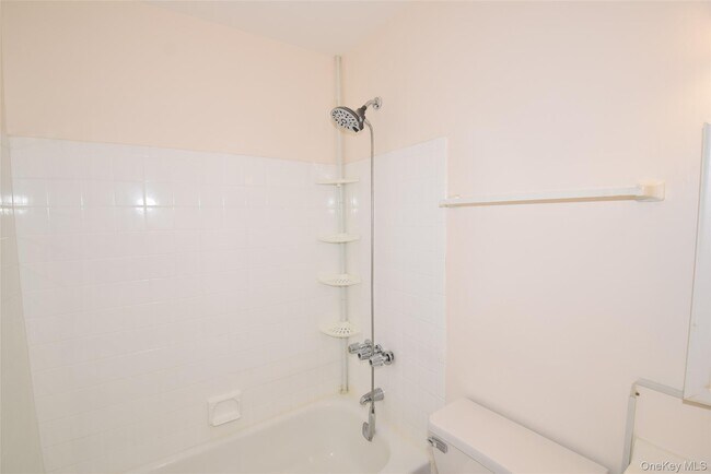 Building Photo - 206-14 Emily Rd