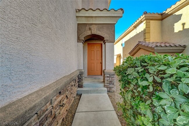 Building Photo - 121 Standing Stone St