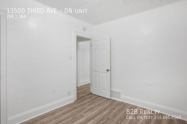 Building Photo - 13500 THIRD AVE-DN unit