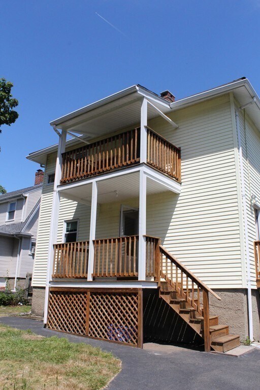 Building Photo - 33 Estabrook Rd