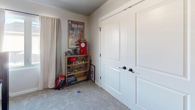 Building Photo - 730 Compass Lp