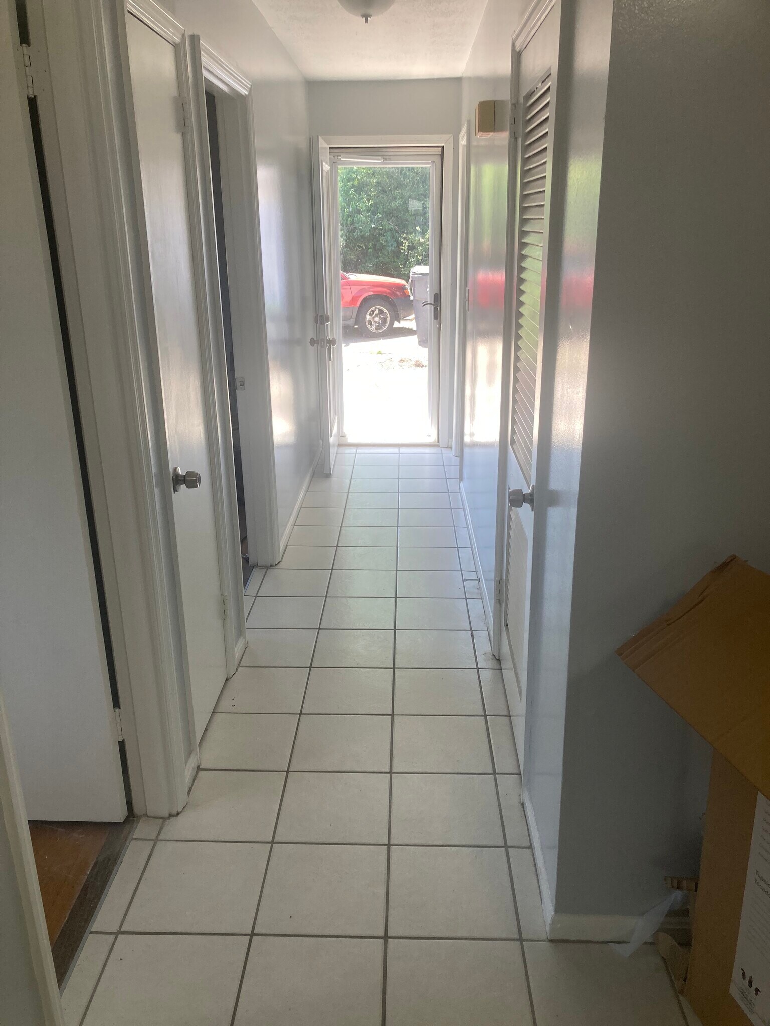 Building Photo - 2204 Winterberry Dr