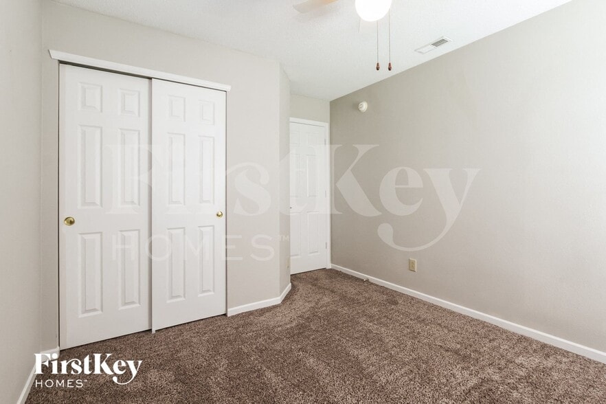 Building Photo - 2733 Redland Ln