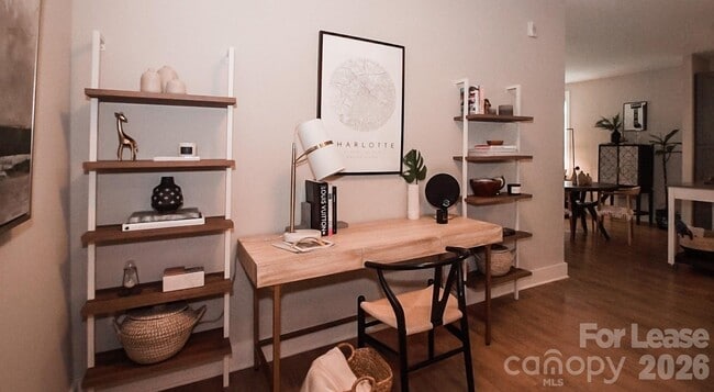 Building Photo - 6408 Providence Farm Ln