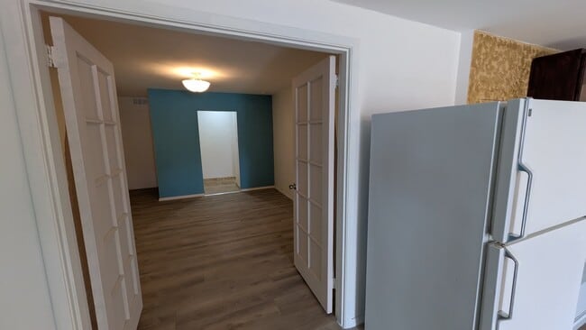 Building Photo - 2971 Swandale Ct