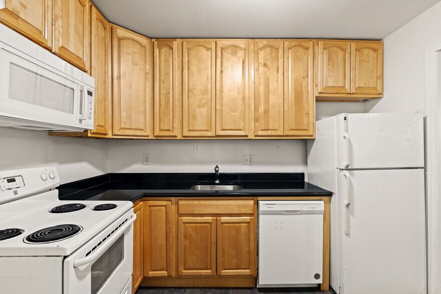 Building Photo - 2123 N 17th St