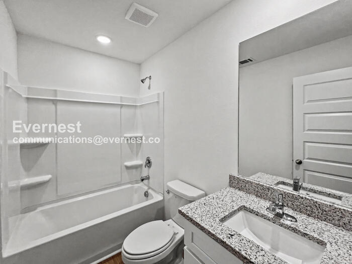 Building Photo - 480 Moonlight Cove