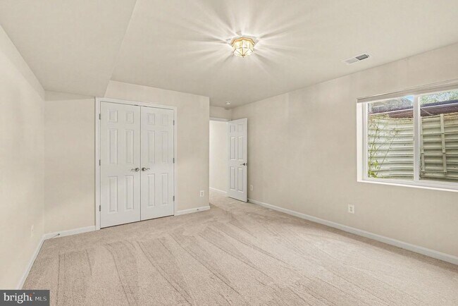 Building Photo - 9709 Glenn Brooke Ct