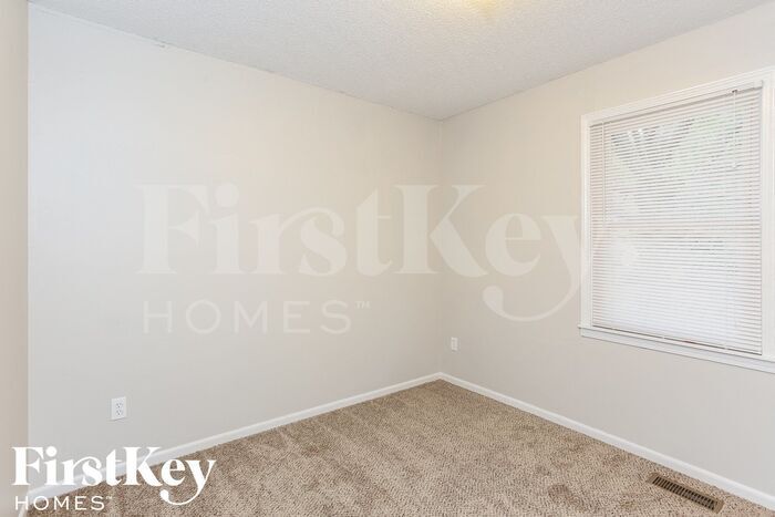 Building Photo - 7909 Sunset Cir