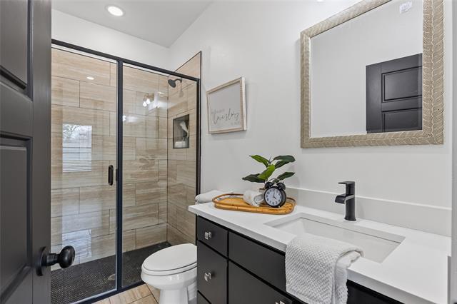 Building Photo - 1900 Rosemary