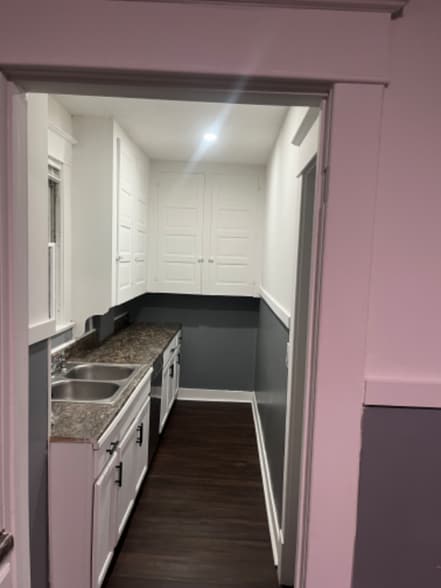 Building Photo - 418 Harrison Ave