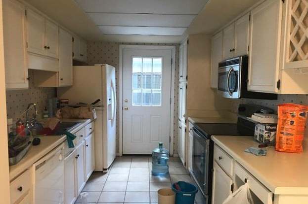 Building Photo - 3501 Parkwood Ave
