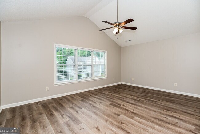 Building Photo - 205 Ashland Dr
