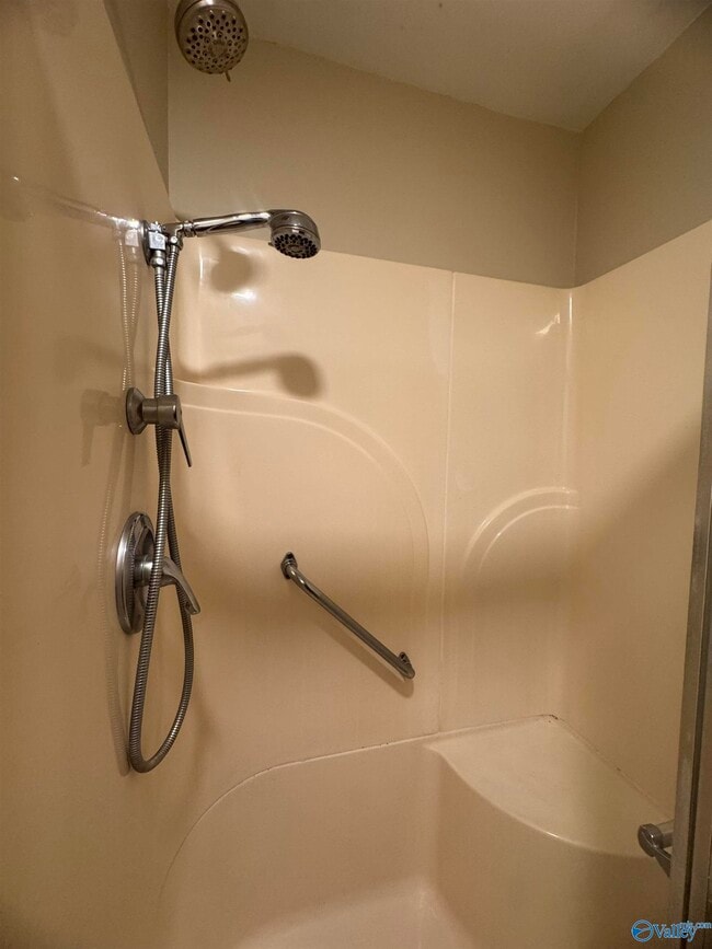 Building Photo - 3009 Fairacres Rd SW