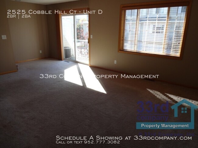 Building Photo - Updated Townhome in Woodbury!