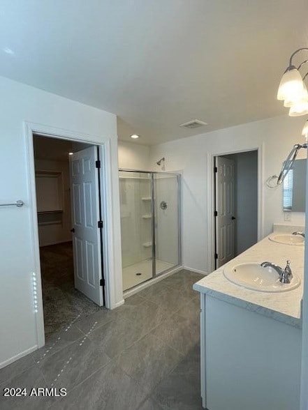 Building Photo - 2085 E Wetleaf Pl