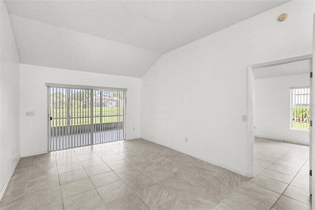 Building Photo - 12517 Pica St