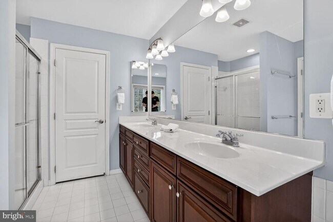 Building Photo - 4460 Black Ironwood Dr