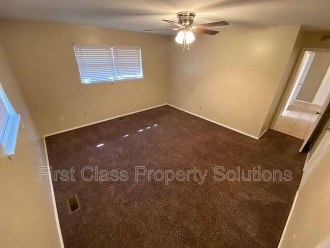 Building Photo - 6300 N Wildewood Dr