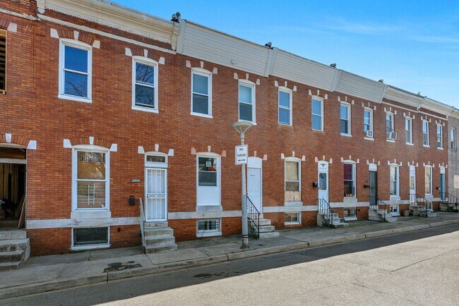 Building Photo - Beautiful Newly Renovated 3 Bedroom with a Large Basement For Rent in Mill Hill District of Balti...
