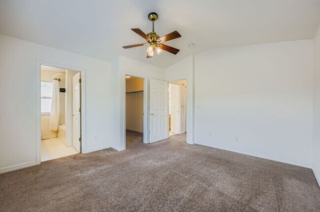 Building Photo - 504 Pyrite Terrace