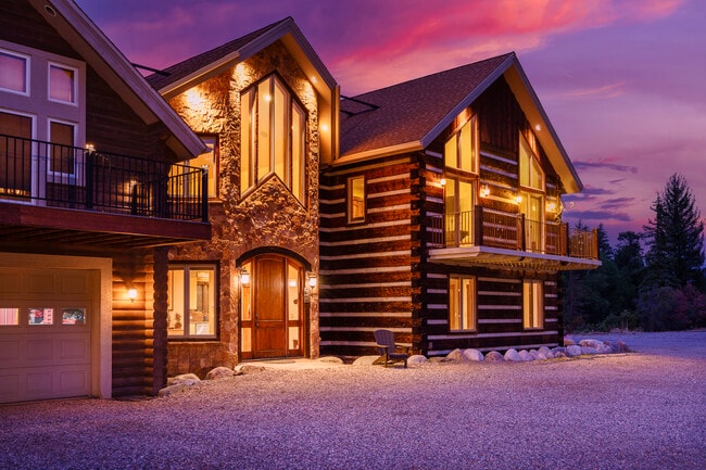 Building Photo - 35021 US-6