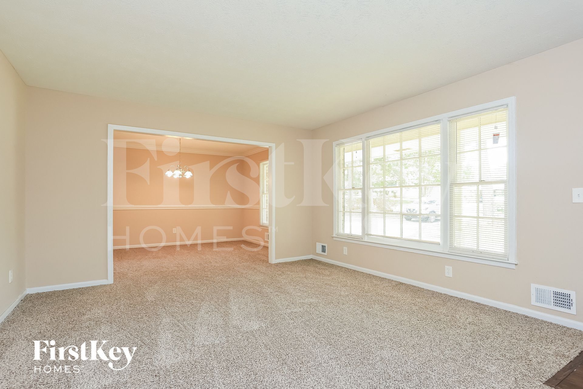 Building Photo - 1348 Yates Ave