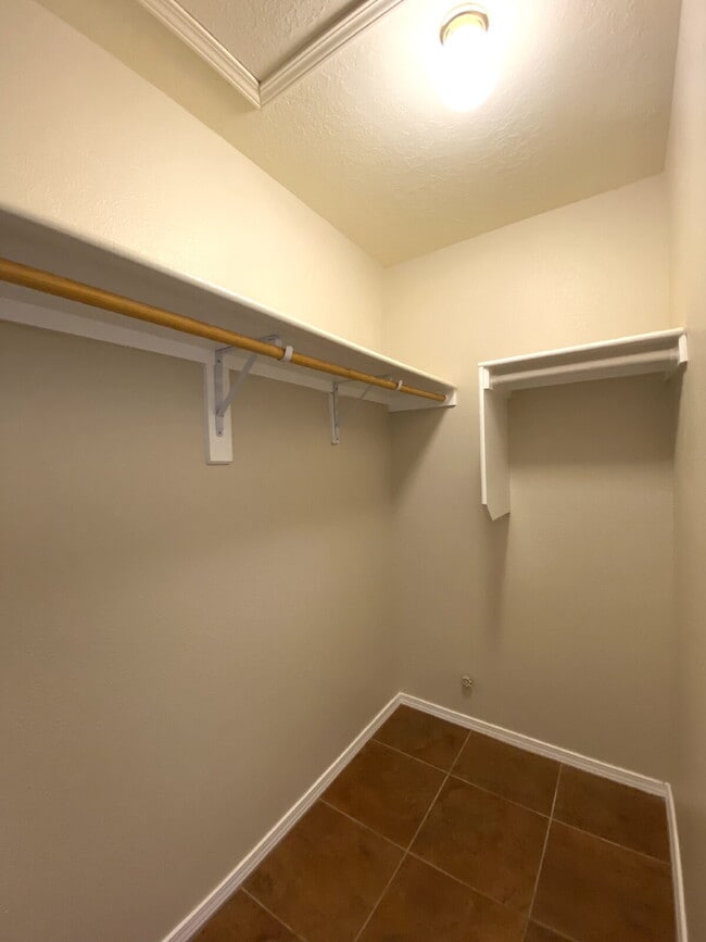 Building Photo - 2BR/1Bath - 4 Plex in Rio Rancho