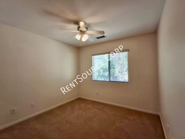 Building Photo - 24335 Alyssum Pl