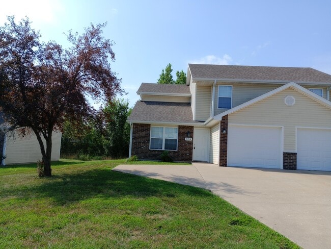 Primary Photo - 5718 Canaveral Dr