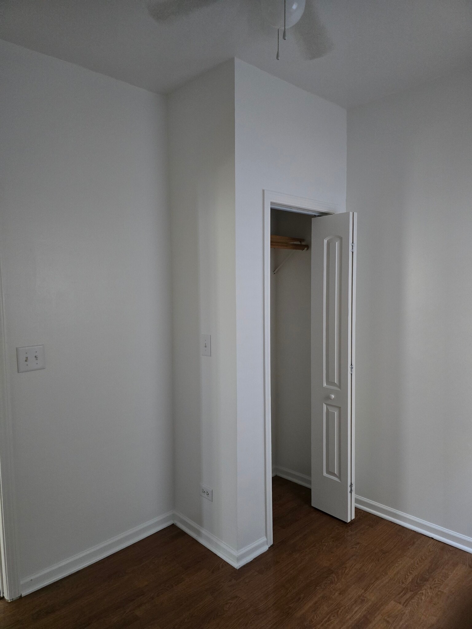 closet in middle bedroom - 55 Chicago Ave