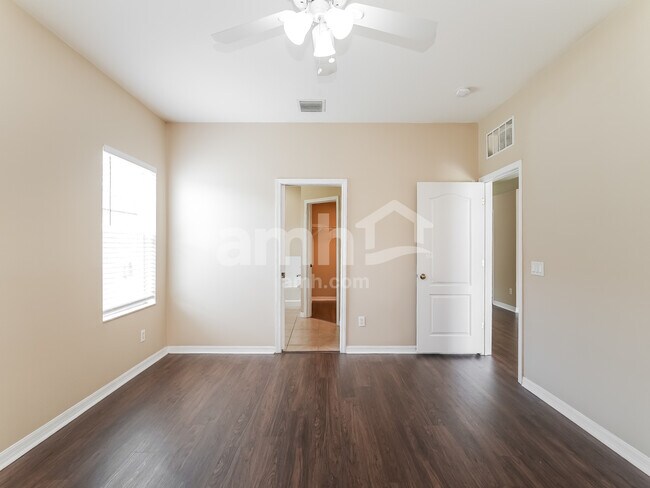 Building Photo - 3900 Trapnell Ridge Dr