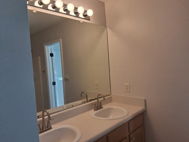 Building Photo - 8083 Colton Creek Way