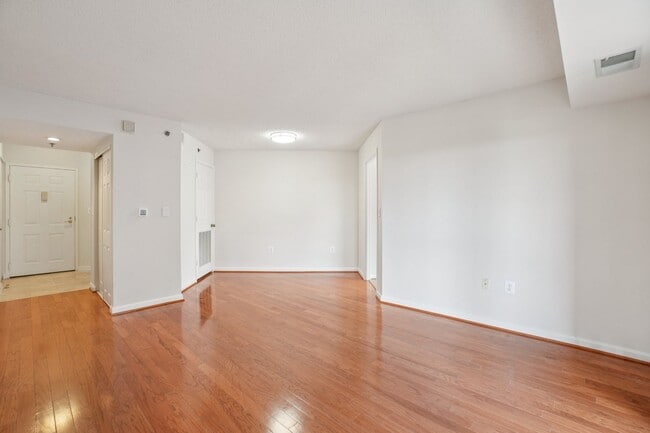 Building Photo - Don't miss the opportunity to live in one ...