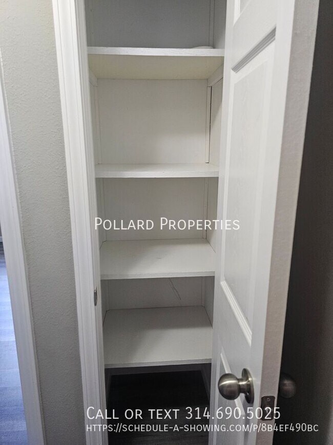 Building Photo - 408 Troy