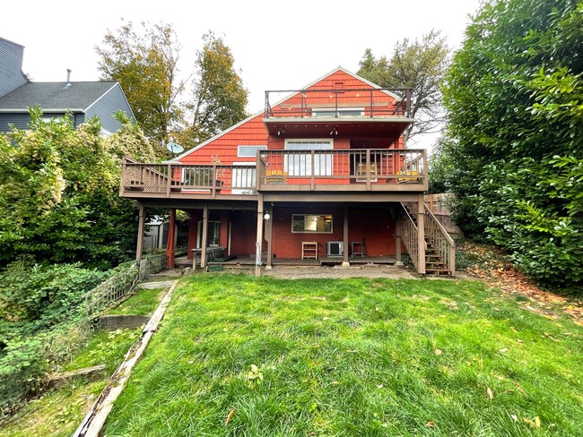 Building Photo - Portland Heights Home with Forest Views an...