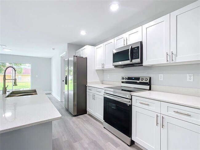 Building Photo - 13609 Markhan St